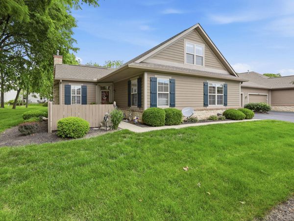 4361 Bridgeside Place, Unit 20, New Albany, OH 43054
