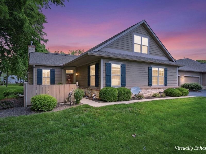 4361 Bridgeside Place, Unit 20, New Albany, OH 43054 Photo 2