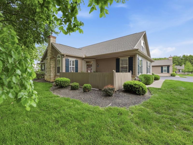 4361 Bridgeside Place, Unit 20, New Albany, OH 43054 Photo 3