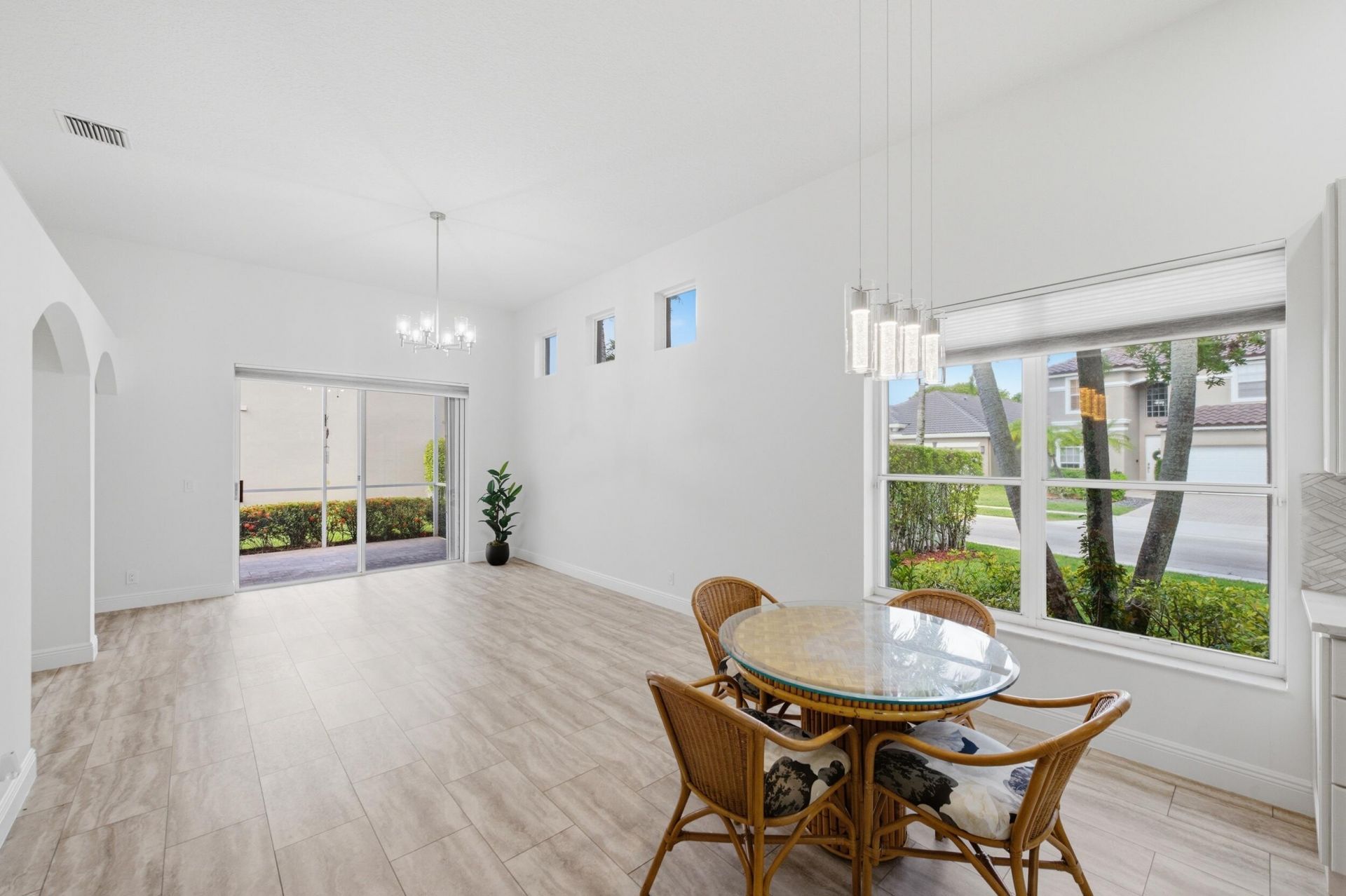 8534 Vía D Oro, Boca Raton, FL 33433 Photo