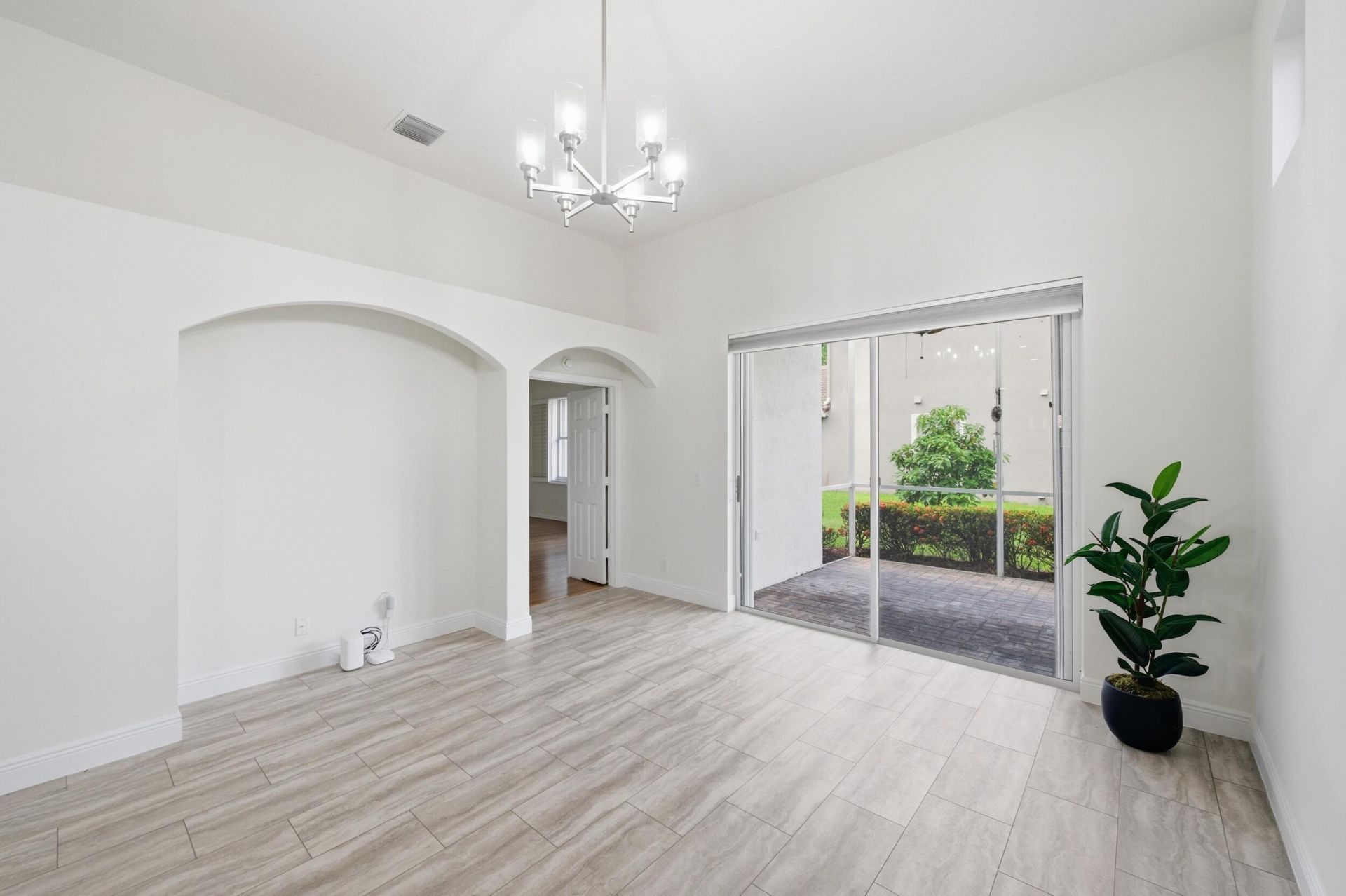 8534 Vía D Oro, Boca Raton, FL 33433 Photo