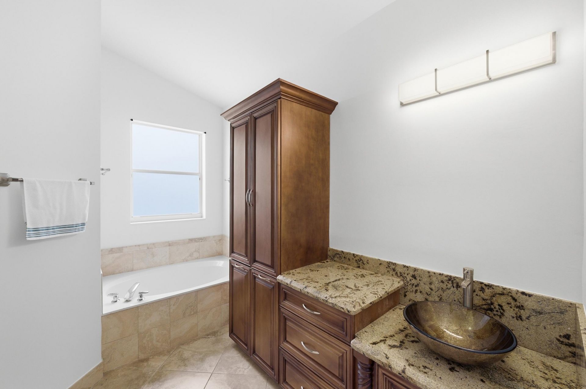 8534 Vía D Oro, Boca Raton, FL 33433 Photo
