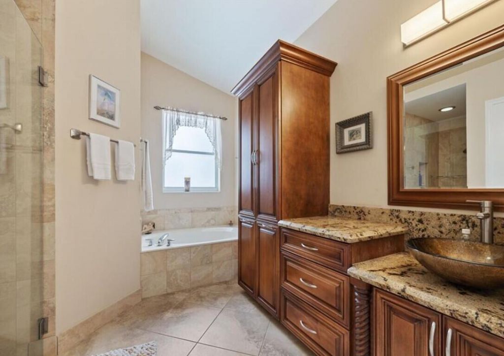 8534 Vía D Oro, Boca Raton, FL 33433 Photo