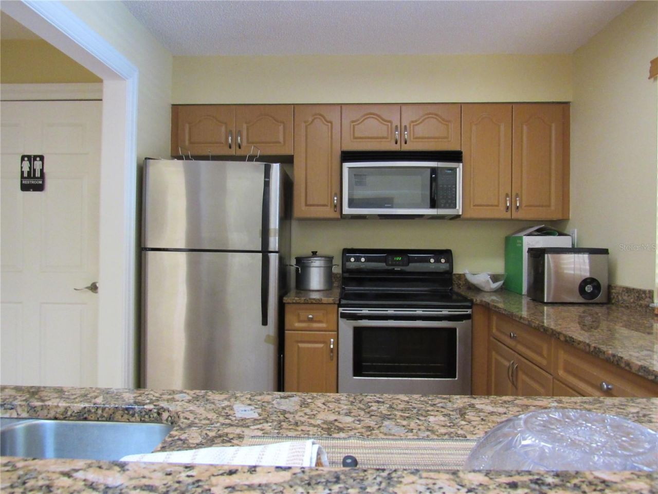 3001 58th Ave S Avenue S, Unit 805, Saint Petersburg, FL 33712 Photo
