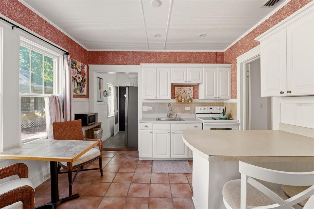 2330 7th Avenue W, Bradenton, FL 34205 Photo