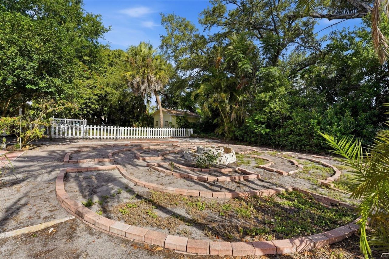2330 7th Avenue W, Bradenton, FL 34205 Photo