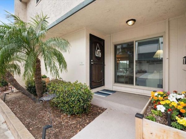 6994 Caminito Perico, San Diego, CA 92119