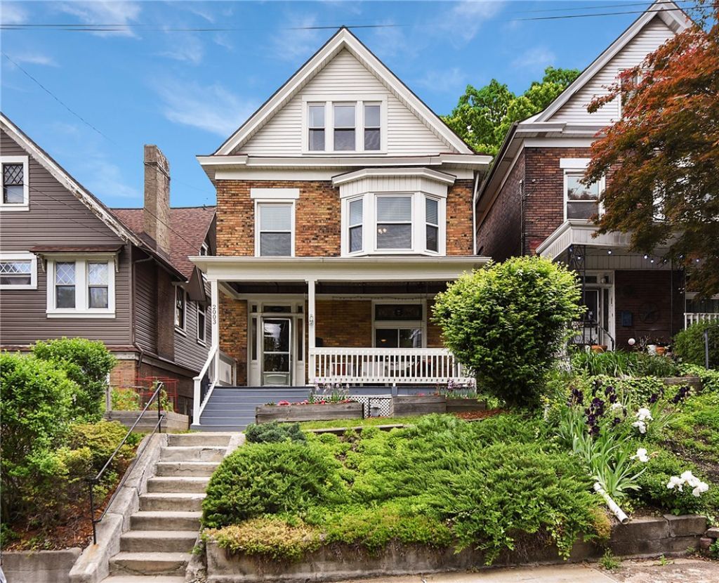 2003 Delaware Ave, Pittsburgh, PA 15218 Main Photo