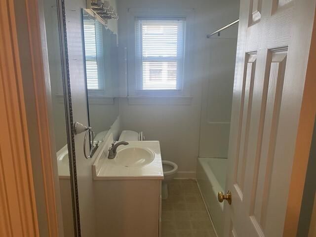 1360 Maxwell Street Photo 10