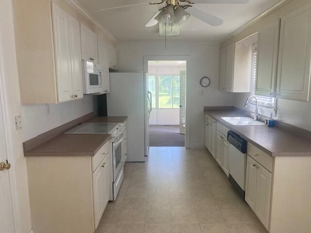 1360 Maxwell Street Photo 7