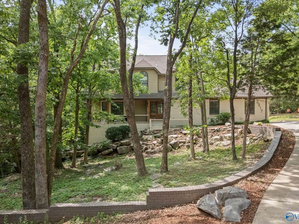 2517 Garth Road SE, Huntsville, AL 35801