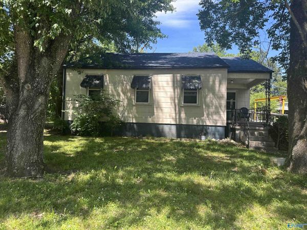 2105 North Rose Drive SW, Huntsville, AL 35805