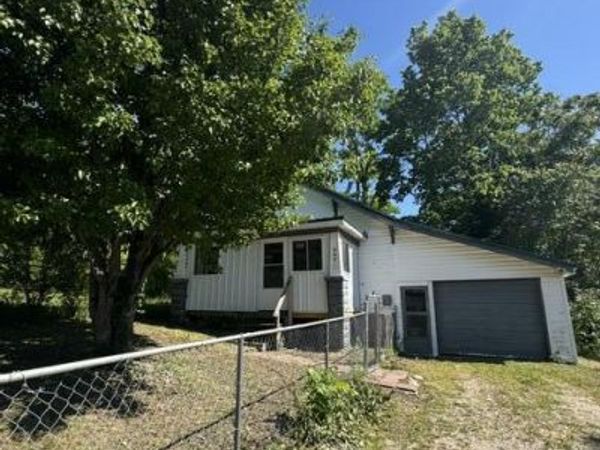 309 E Webster Avenue , Ava, MO 65608