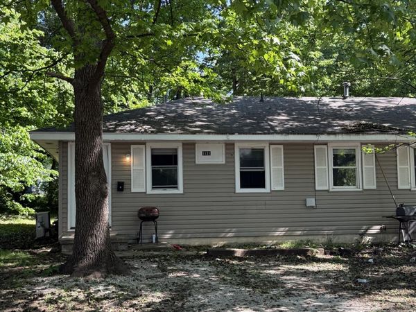 1121 W Elm Arcade , Springfield, MO 65806