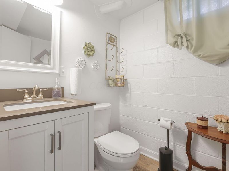 296 E Stanton Avenue, Columbus, OH 43214 Photo 31