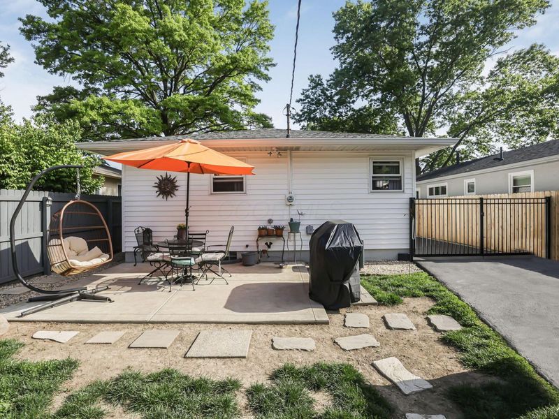 296 E Stanton Avenue, Columbus, OH 43214 Photo 33