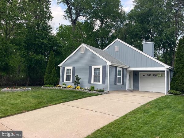 190 DORCHESTER DRIVE, SOUTHAMPTON, NJ 08088