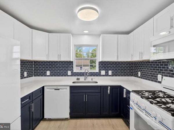 CAPITOL HEIGHTS, MD 20743
