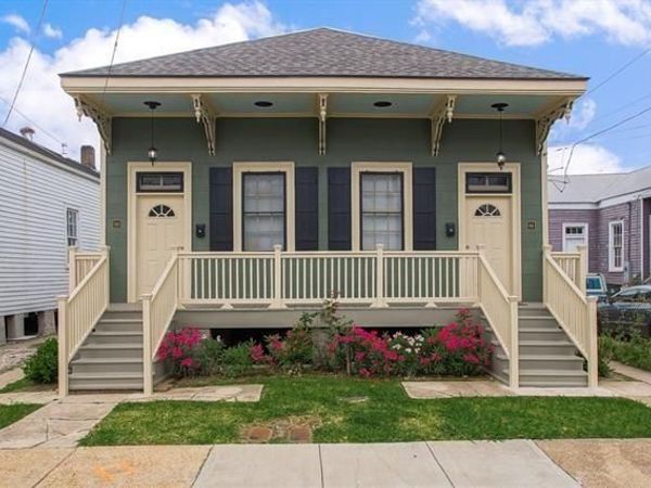 616 LAFAYETTE Street , Gretna, LA 70053