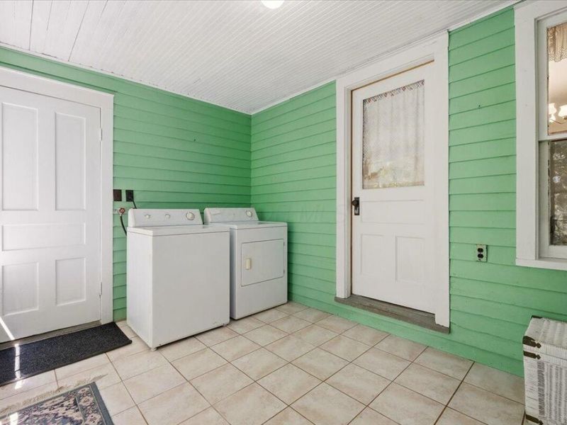 8040 Thayer Road, Mount Vernon, OH 43050 Photo 24