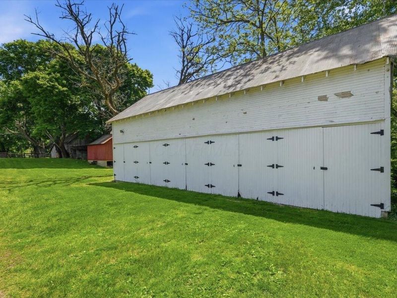 8040 Thayer Road, Mount Vernon, OH 43050 Photo 43