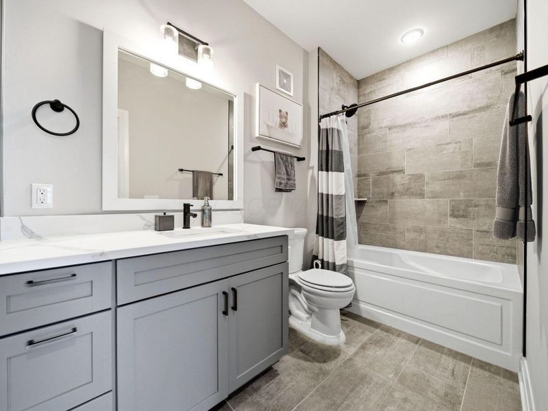 751 N 6th Street, Unit 205, Columbus, OH 43215 Photo 28