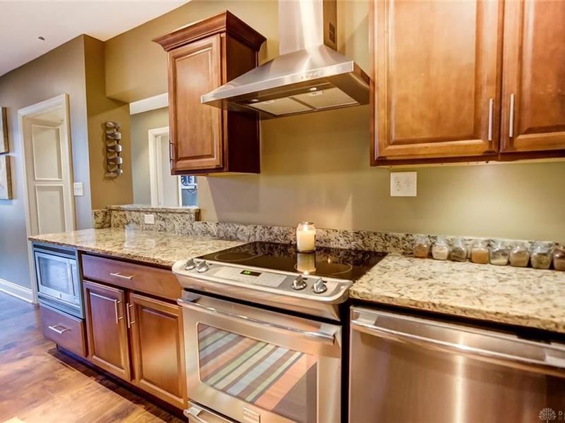 2 N Market Street, Troy, OH 45373 Photo 10
