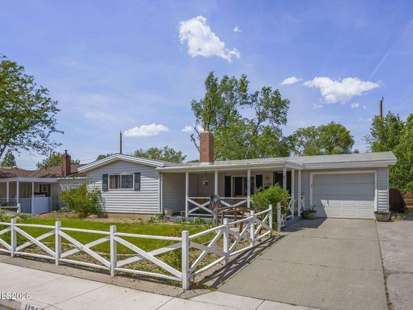 1124 Sbragia Way, Sparks, NV 89431