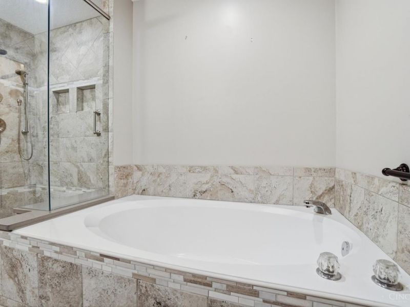 11768 Gable Glen Lane, Cincinnati, OH 45249 Photo 24