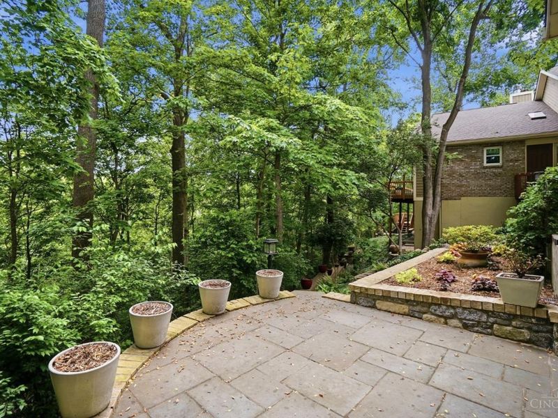 11768 Gable Glen Lane, Cincinnati, OH 45249 Photo 3