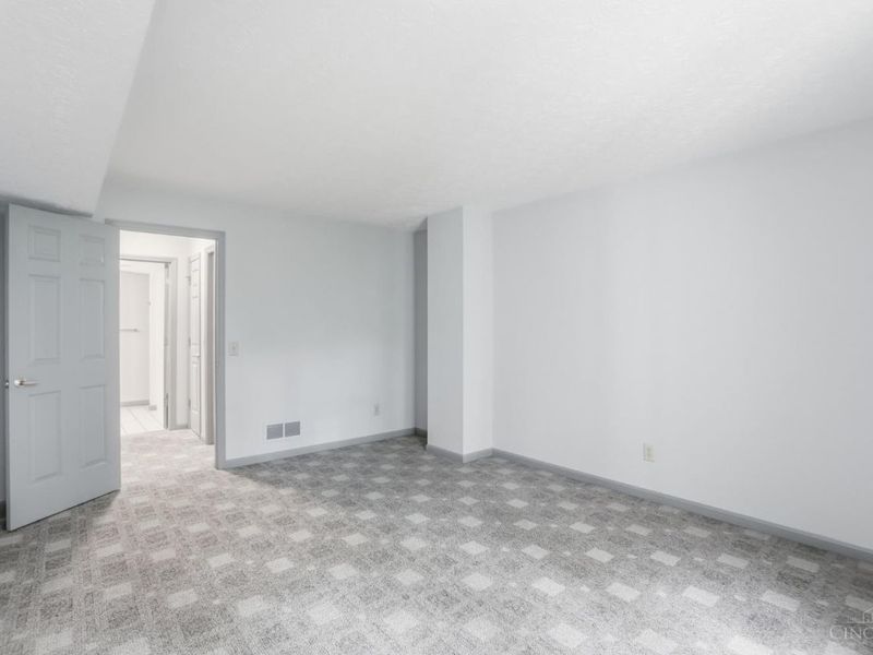 11768 Gable Glen Lane, Cincinnati, OH 45249 Photo 32