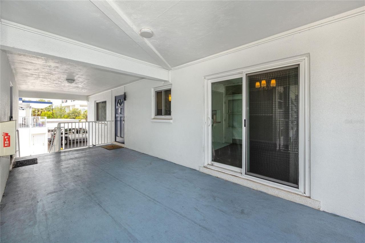 4340 37th Street S, Unit 6, Saint Petersburg, FL 33711 Photo