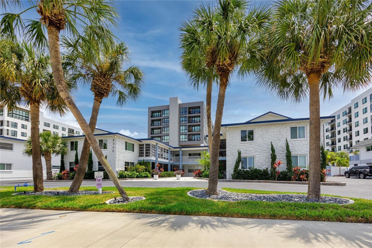 4340 37th Street S, Unit 6, Saint Petersburg, FL 33711 Photo