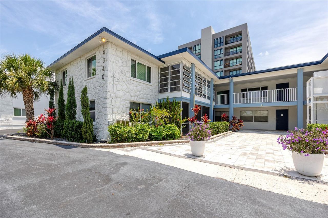 4340 37th Street S, Unit 6, Saint Petersburg, FL 33711 Photo