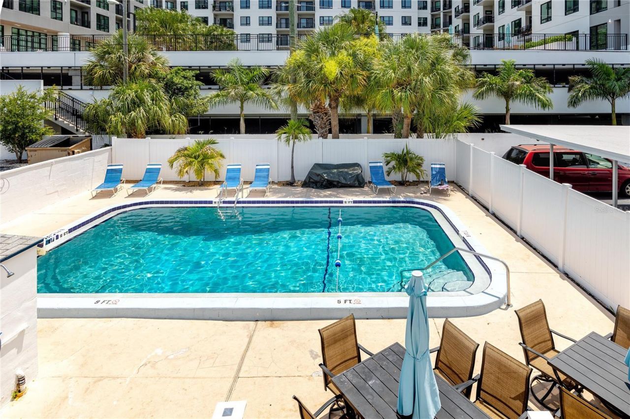 4340 37th Street S, Unit 6, Saint Petersburg, FL 33711 Photo