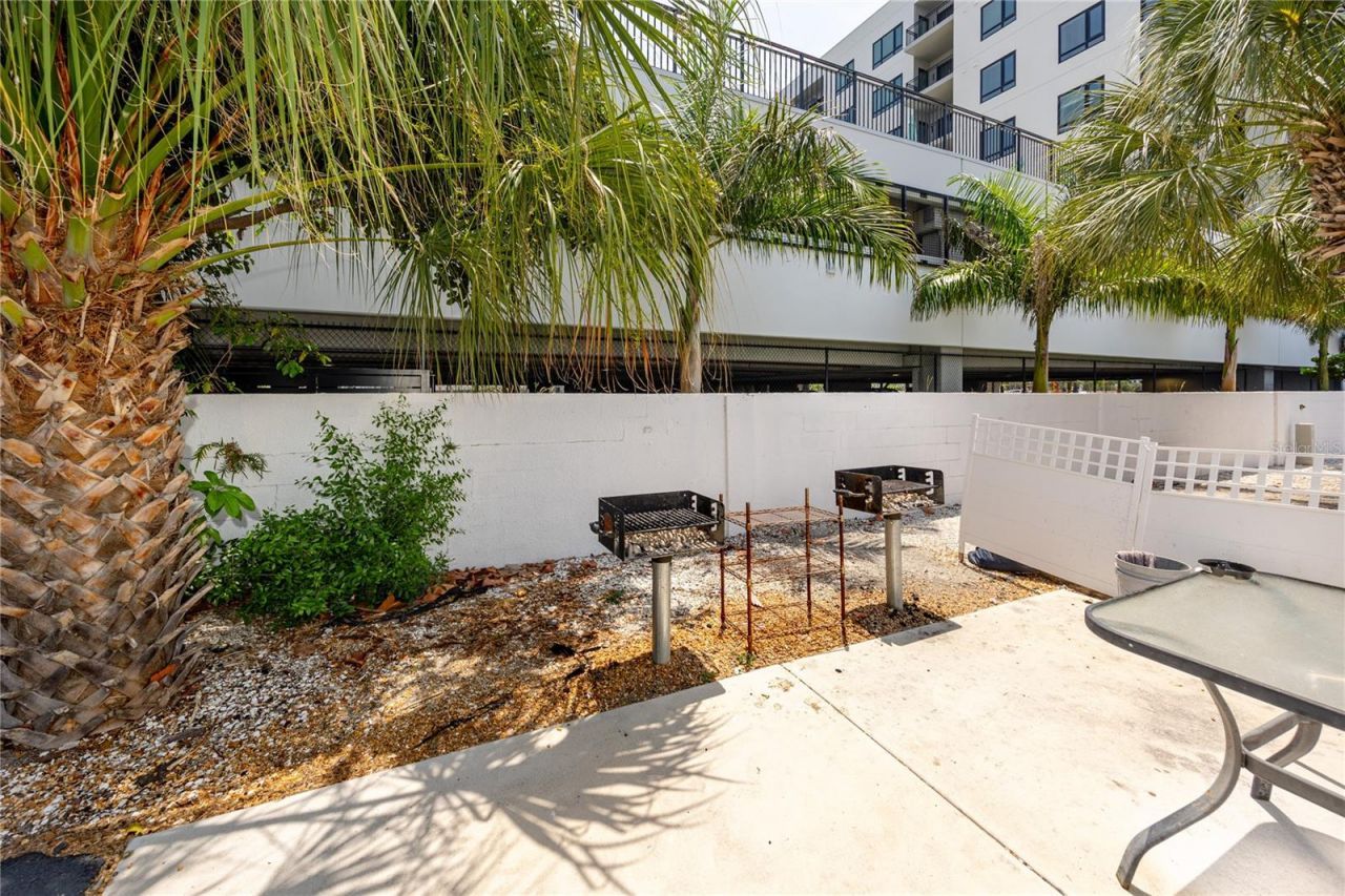 4340 37th Street S, Unit 6, Saint Petersburg, FL 33711 Photo
