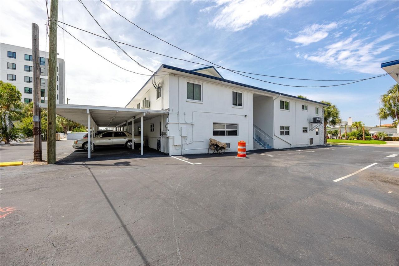 4340 37th Street S, Unit 6, Saint Petersburg, FL 33711 Photo