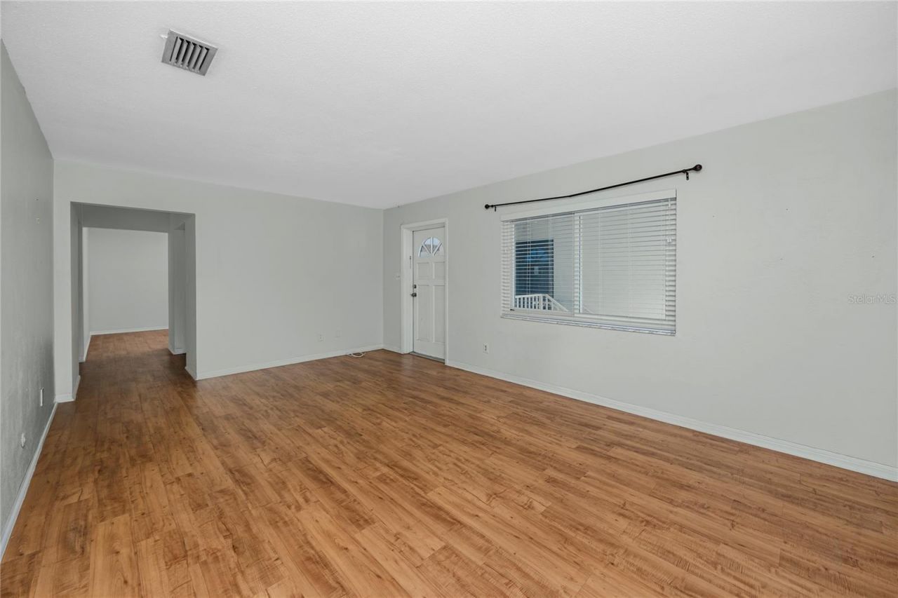 4340 37th Street S, Unit 6, Saint Petersburg, FL 33711 Photo