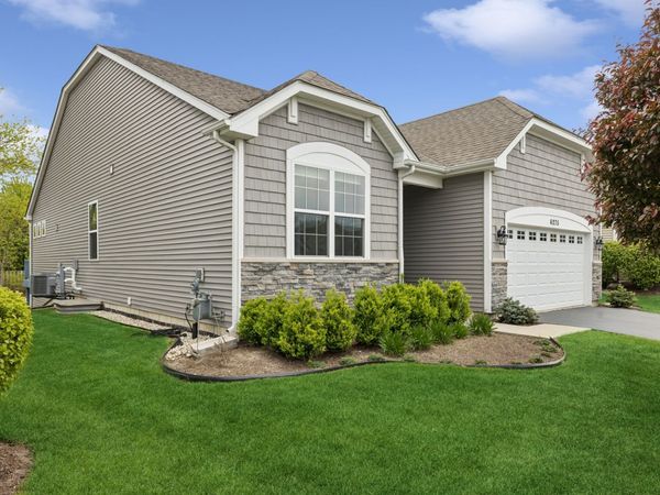 6275 Doral Drive , Gurnee, IL 60031