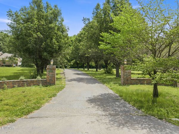 300 Harrison Road , Dyersburg, TN 38024