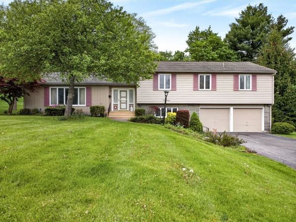 70 William Street, Phelps, NY 14532