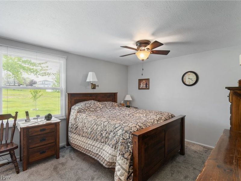 4506 Honeysuckle Drive, Green, OH 44720 Photo 14