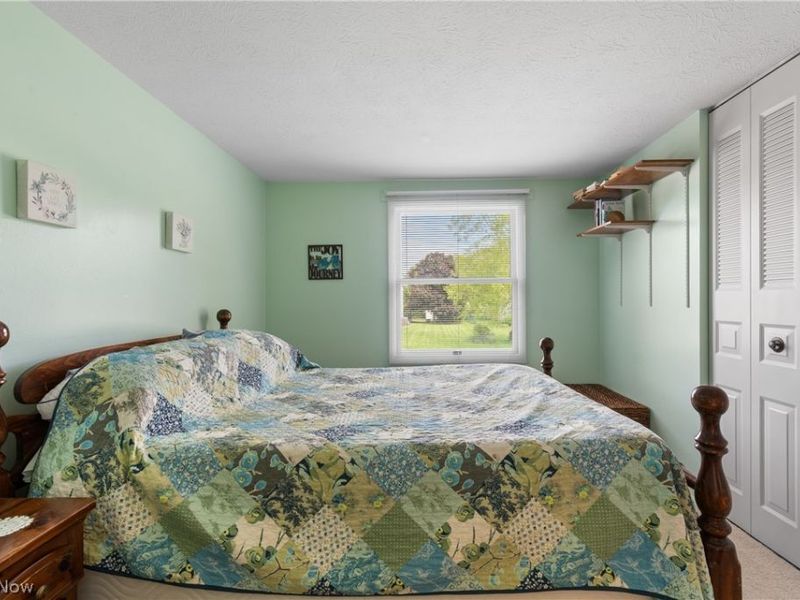 4506 Honeysuckle Drive, Green, OH 44720 Photo 17