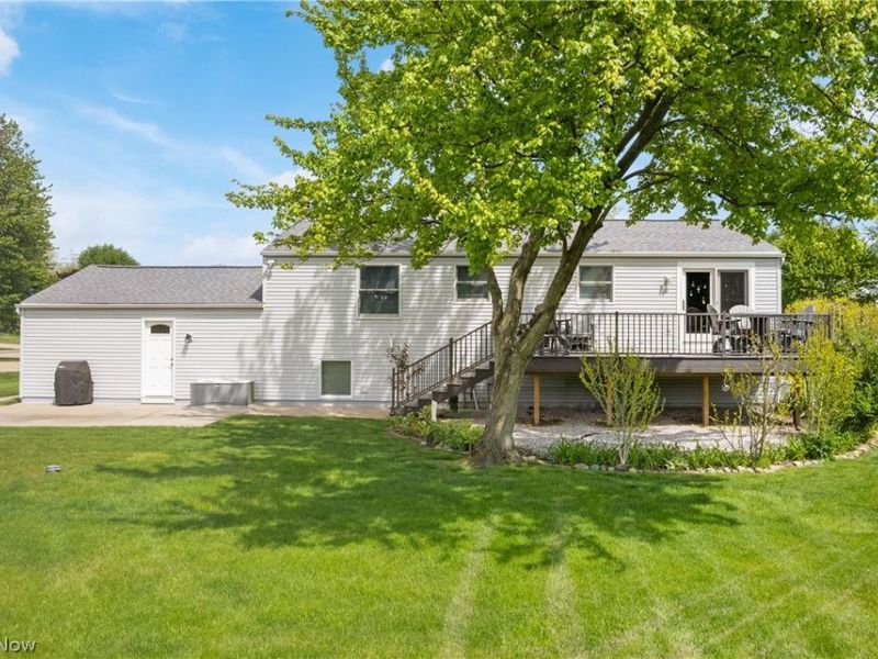 4506 Honeysuckle Drive, Green, OH 44720 Photo 33