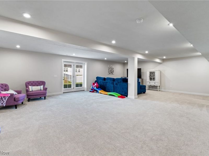 6877 Harrington Court, Canton, OH 44721 Photo 26