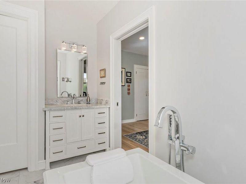 2577 Overlook Road, Unit W3 (#5), Cleveland Heights, OH 44106 Photo 22
