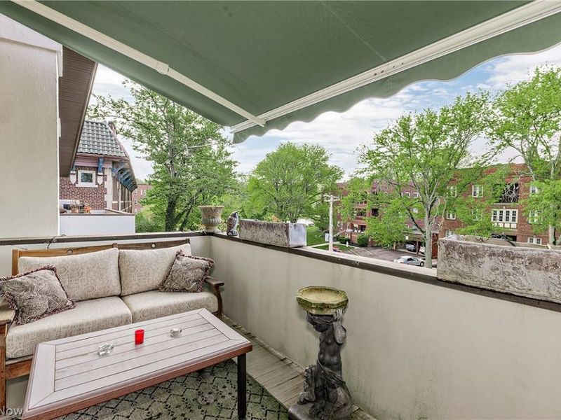 2577 Overlook Road, Unit W3 (#5), Cleveland Heights, OH 44106 Photo 8
