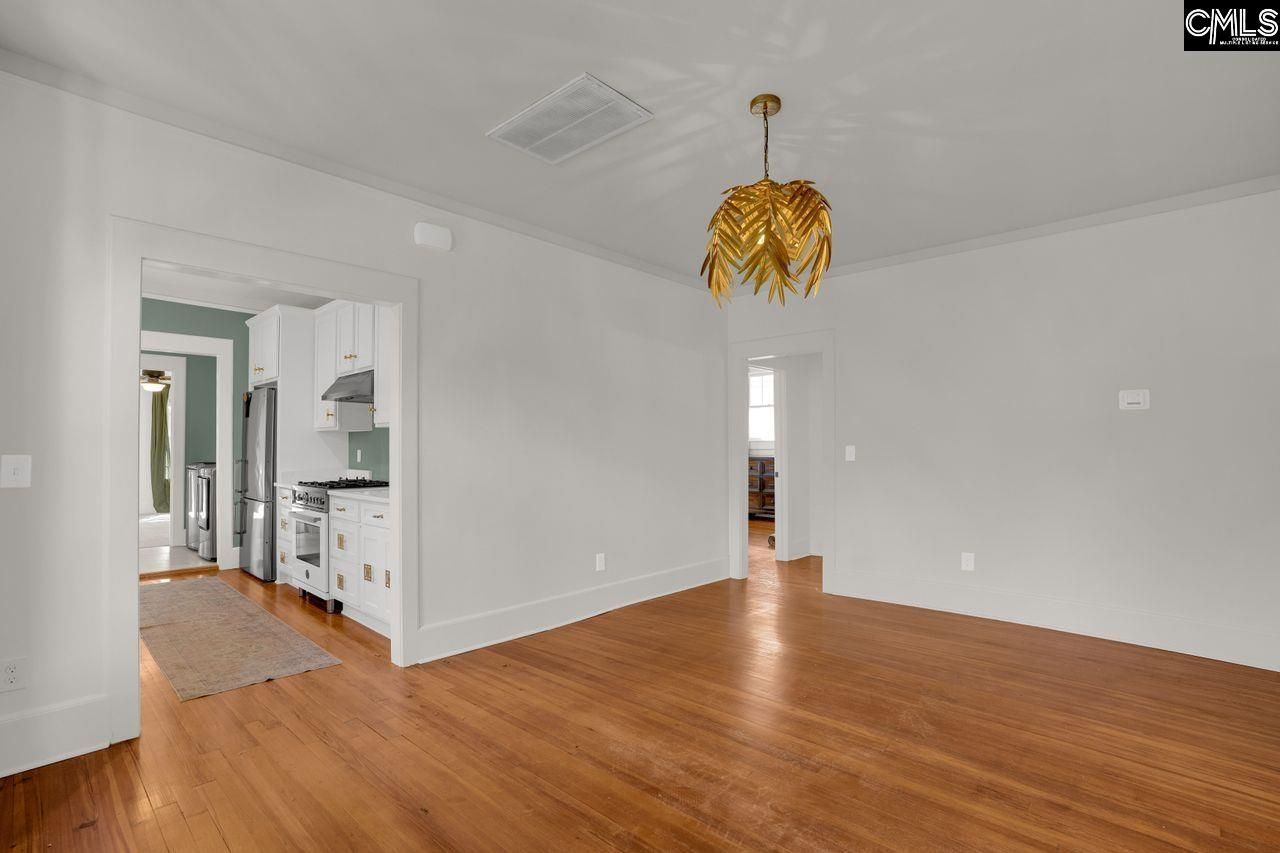 2418 Clark Street  Photo 10
