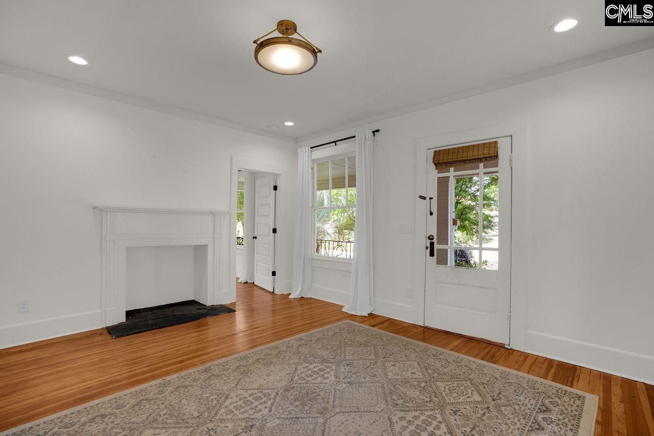 2418 Clark Street  Photo 8