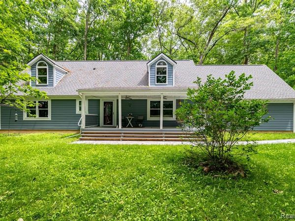 8470 Merrill Road, Webster Twp, MI 48189